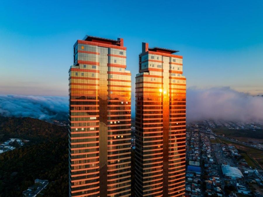 Apartamento Alto Padro - Venda - Avenida Normando Tedesco - Balnerio Cambori - SC