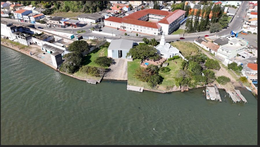 Casa Alto Padro - Venda - Centro - Laguna - SC