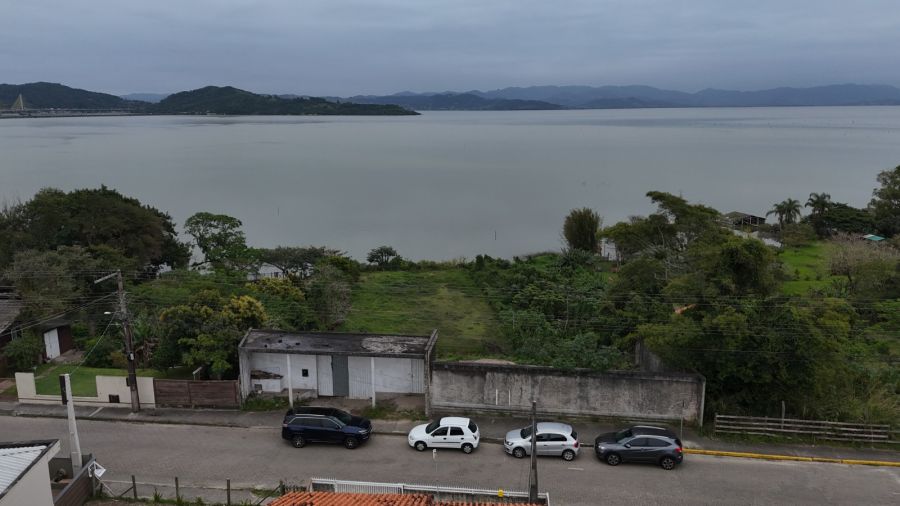 Terreno - Venda - Barranceira - Laguna - SC