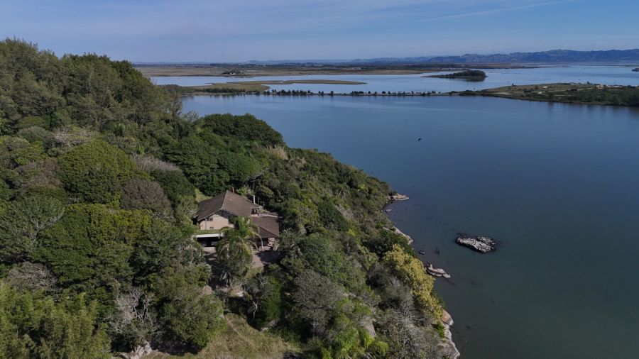 Casa Alto Padrão - Venda - Ponta da Barra - Laguna - SC