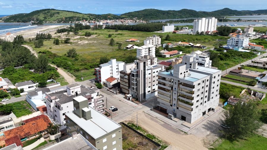 Apartamento Alto Padr�o - Venda - Mar Grosso - Laguna - SC