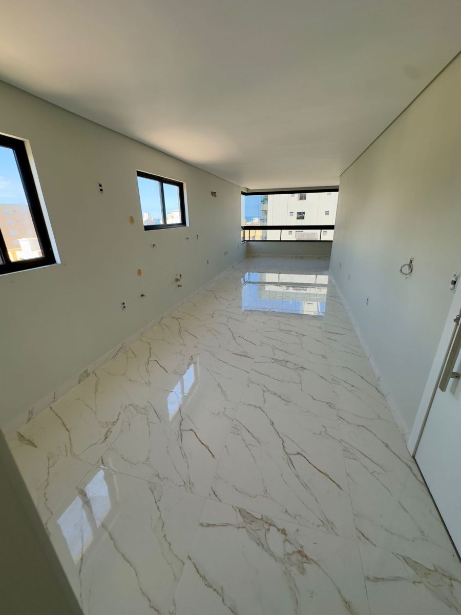 Apartamento - Venda - Mar Grosso - Laguna - SC