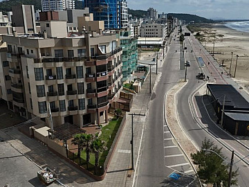 APARTAMENTO BEIRA MAR
